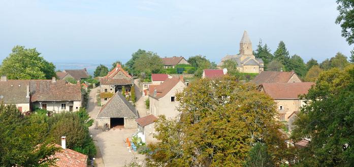 Le village de Brancion